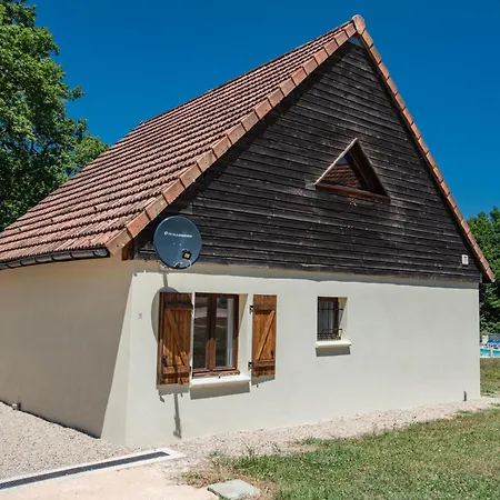 Bleu 11 Lacapelle-Marival