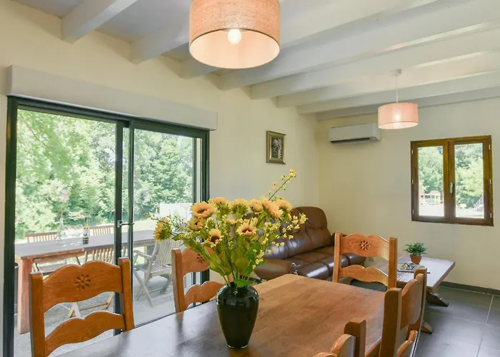 Bleu 11 * Lacapelle-Marival