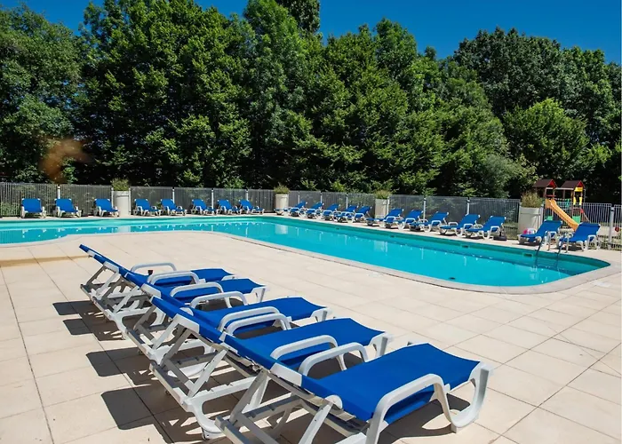 Bleu 11 Lacapelle-Marival